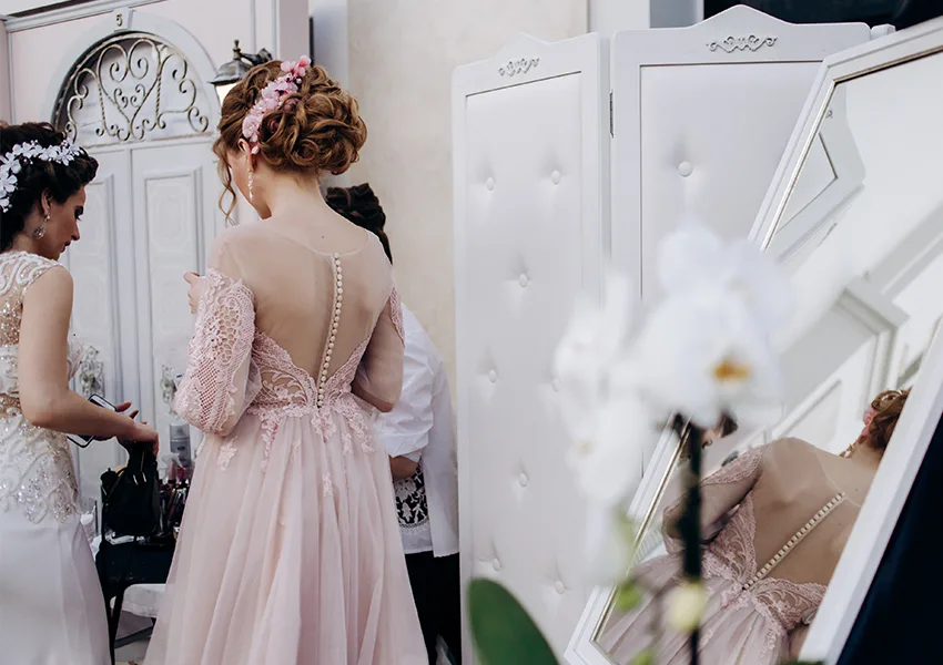 Gelinlik Provasında Dikkat Etmeniz Gereken 7 Önemli Nokta